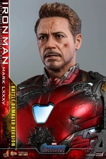 Sideshow Collectibles HT Avengers: Endgame - Damaged Iron Man Action Figure